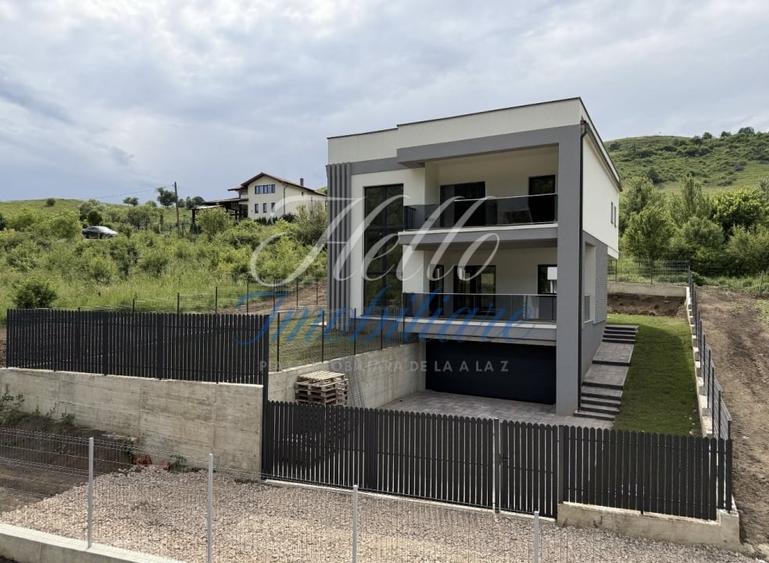 Casă individuală cu 4 camere cu Teren 500 Mp în Făget