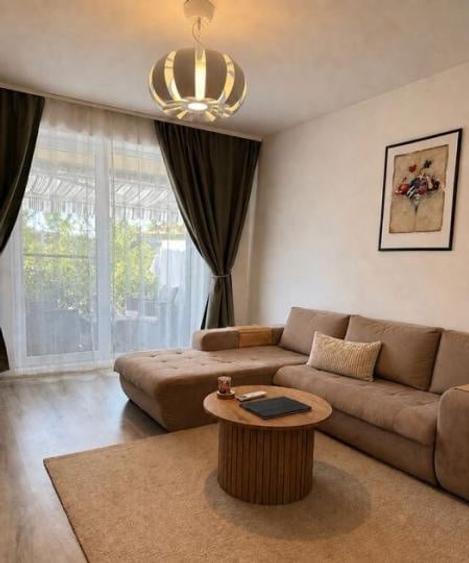 Apartament cu 2 camere decomandat, mobilat în Otopeni
