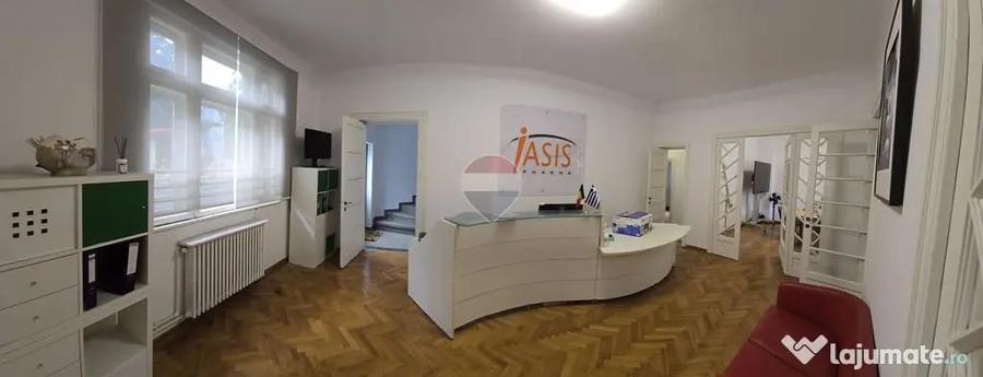 Casă cu 8 camere cu Teren 350 Mp în Dacia