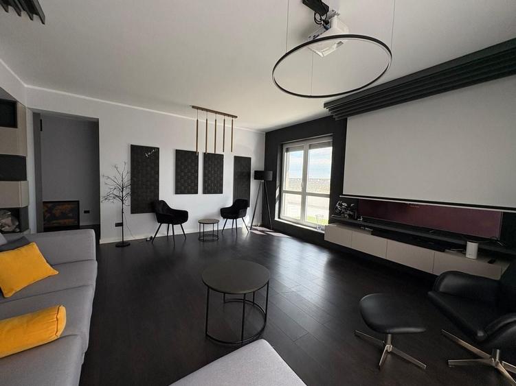 Penthouse cu 3 camere decomandat, mobilat în Dobroești