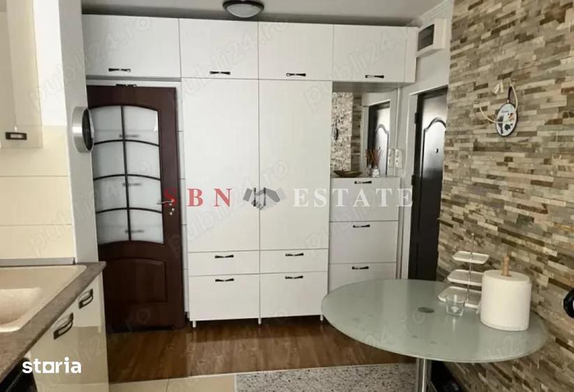 Apartament cu 3 camere semidecomandat, mobilat în Crângași
