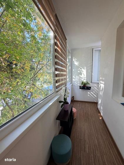 Apartament cu 3 camere decomandat în Tudor