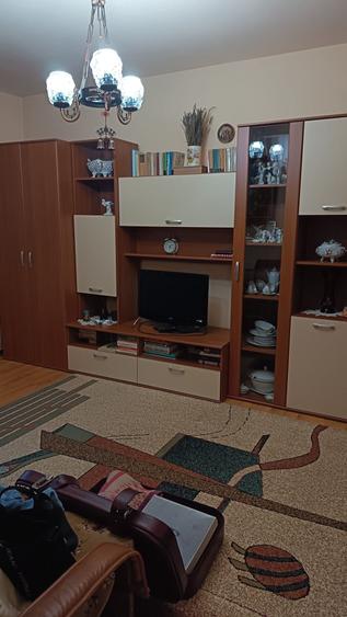 Apartament cu 2 camere nedecomandat în Central