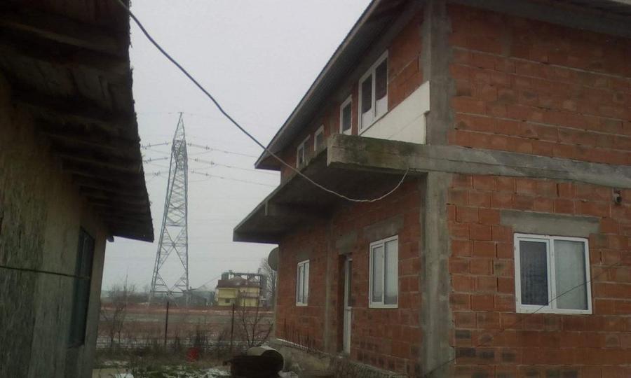 Casă individuală cu 5 camere cu Canalizare în Mârzănești