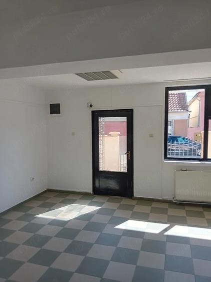 Spațiu comercial, de 75 mp, în Vladimirescu