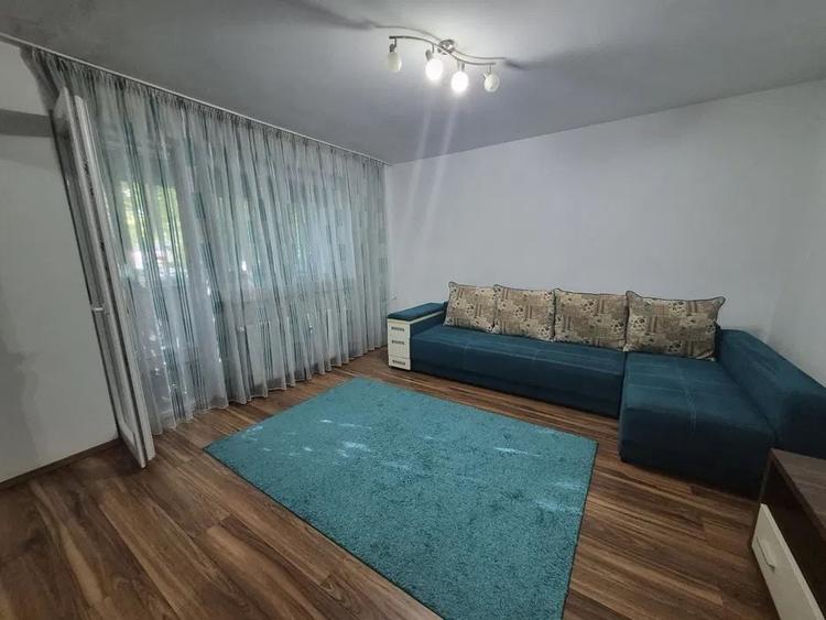 Garsonieră decomandată în Militari
