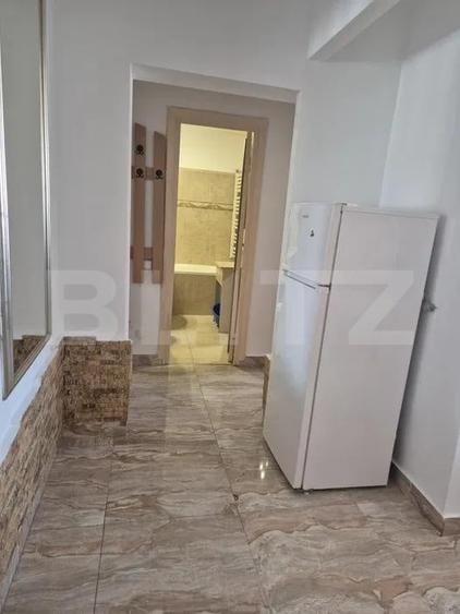 Apartament cu 2 camere decomandat, mobilat în Decebal
