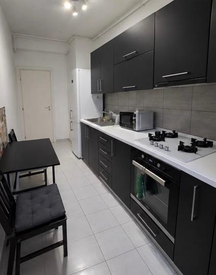 Apartament cu 2 camere decomandat în Drumul Taberei