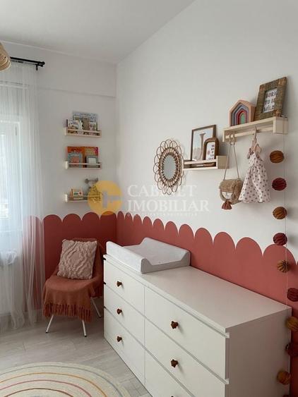 Apartament cu 3 camere semidecomandat, mobilat în Copou