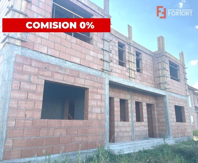 Duplex cu 4 camere cu Canalizare în Moșnița Veche