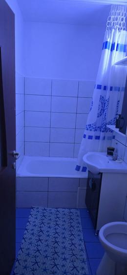 Garsonieră decomandată în Rogerius