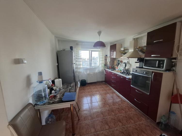 Apartament cu 2 camere decomandat, mobilat în Drumul Taberei