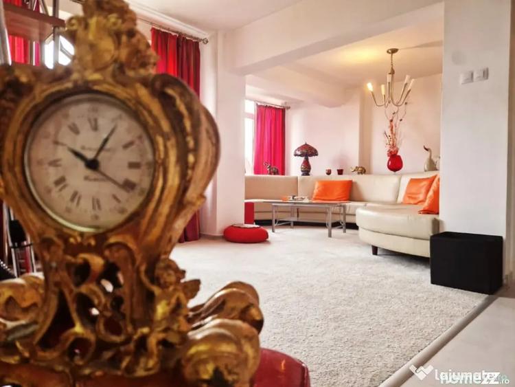 Apartament cu 4 camere decomandat în Central
