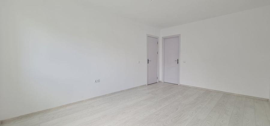 Casă cu 4 camere cu Canalizare în Tărlungeni