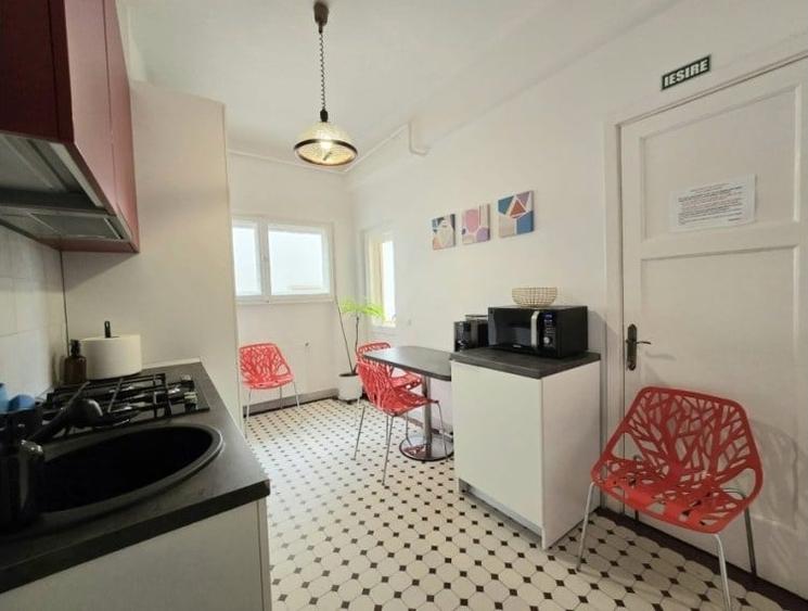 Apartament cu 5 camere în Dorobanți