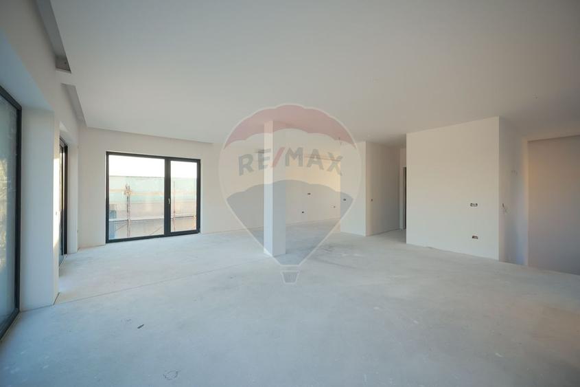 Casă individuală cu 4 camere cu Teren 575 Mp în Dealuri Oradea