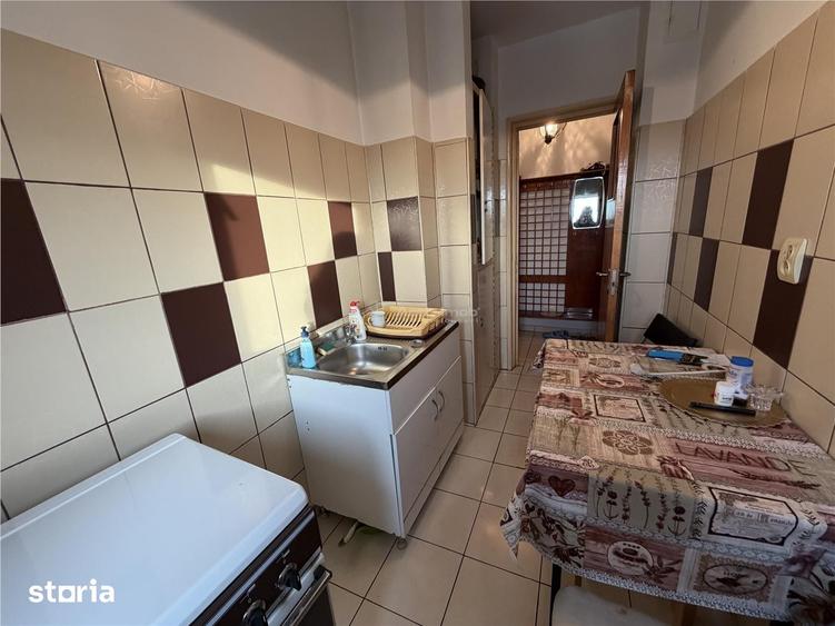 Apartament cu 4 camere în Drumul Taberei