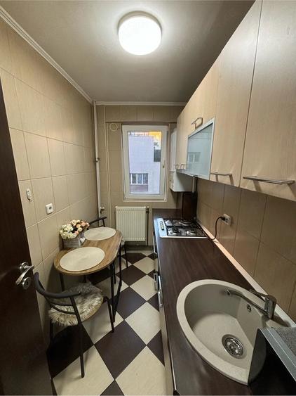 Apartament cu 2 camere semidecomandat în Veteranilor