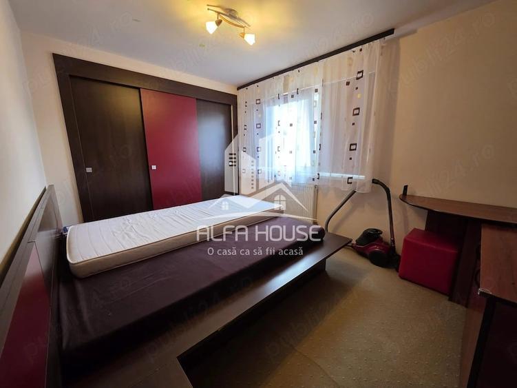 Apartament cu 3 camere semidecomandat în Govândari