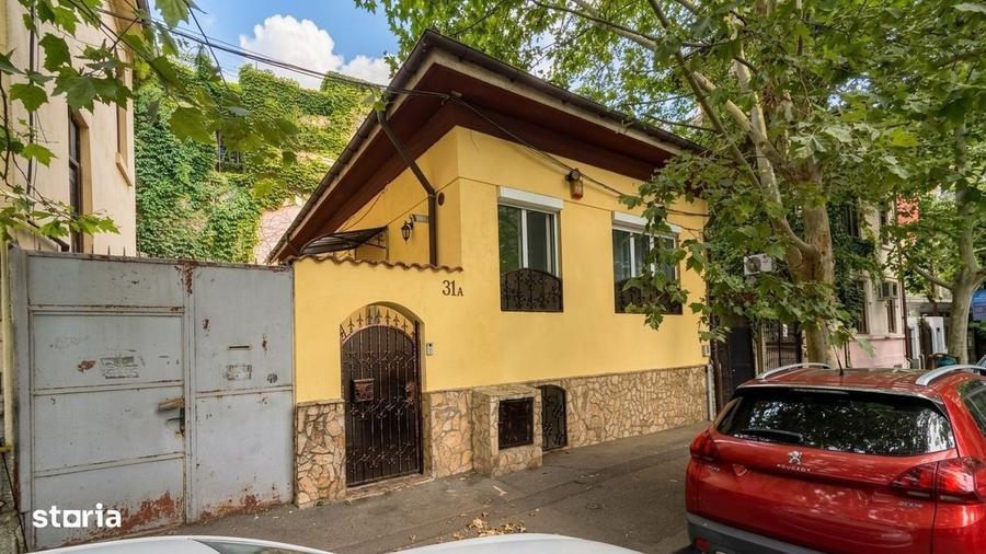 Casă cu 3 camere în Pache Protopopescu