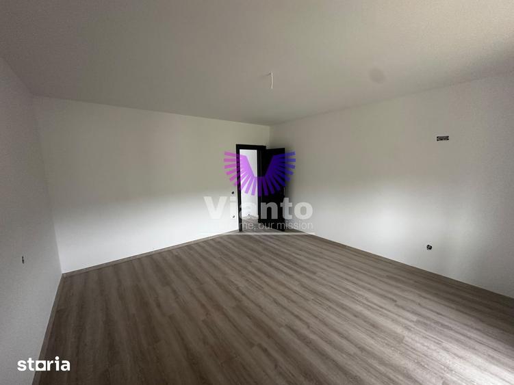 Casă cu 5 camere cu Teren 250 Mp în Central
