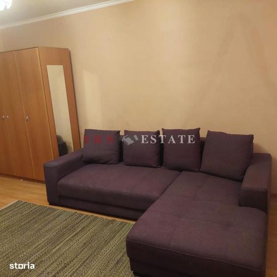 Garsonieră decomandată în Tei