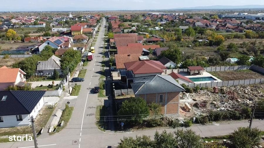Casă cu 4 camere în Amați