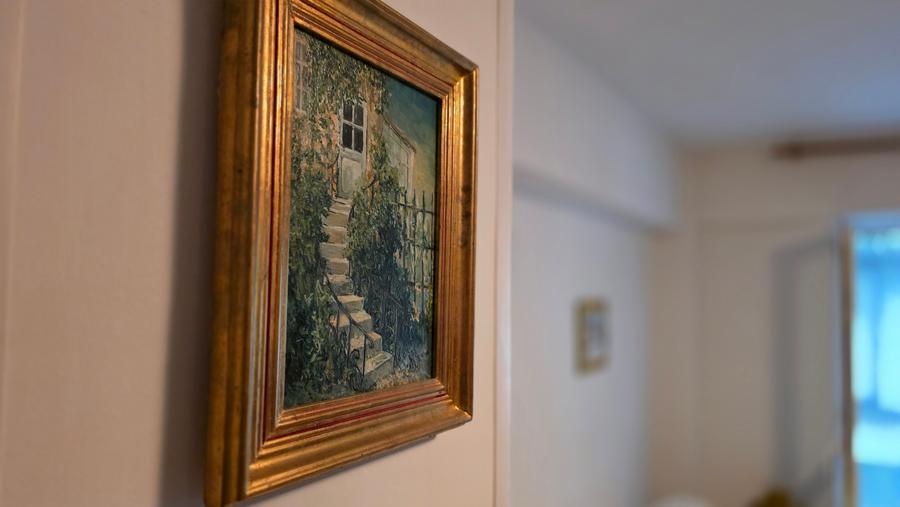 Apartament cu 3 camere semidecomandat în Calea Moroieni