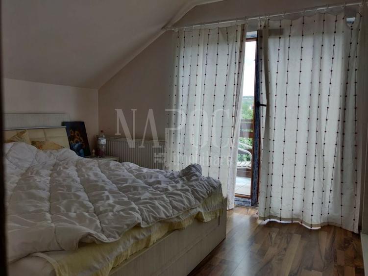 Casă individuală cu 5 camere cu Canalizare în Dâmbul Rotund
