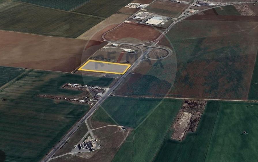Teren Construcții intravilan de 25000 mp, în Nord-Vest