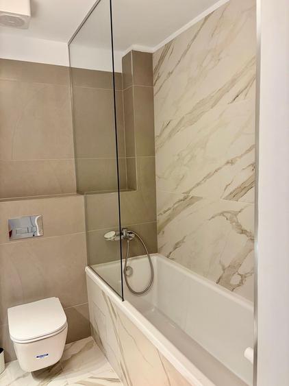 Apartament cu 2 camere semidecomandat, mobilat în P-ta Presei Libere