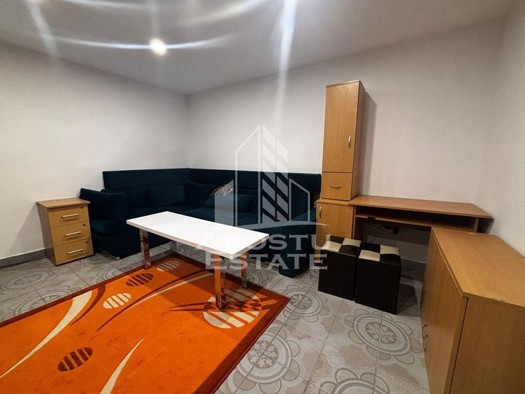Apartament cu 2 camere semidecomandat, mobilat în Ghiroda