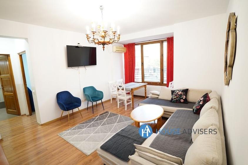 Apartament cu 3 camere, mobilat în Romană