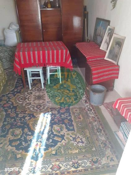 Casă cu 3 camere cu Teren 800 Mp în Icușești