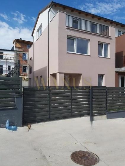 Duplex cu 4 camere cu Canalizare în Mănăștur