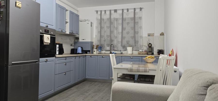 Apartament cu 2 camere decomandat în Apahida