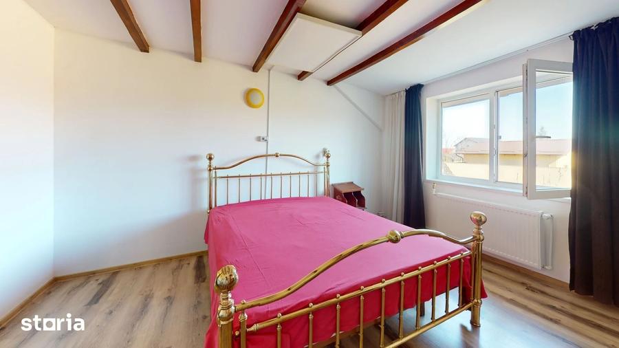 Casă cu 6 camere decomandat cu Teren 630 Mp în Hărman