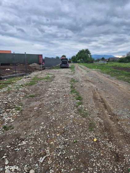 Teren de 1450 mp, în Tărlungeni