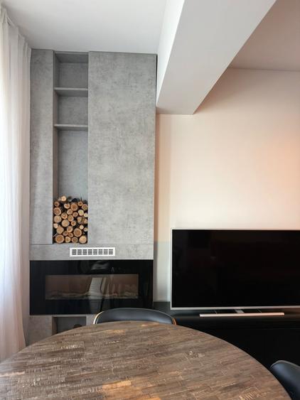 Apartament cu 3 camere decomandat în Uverturii