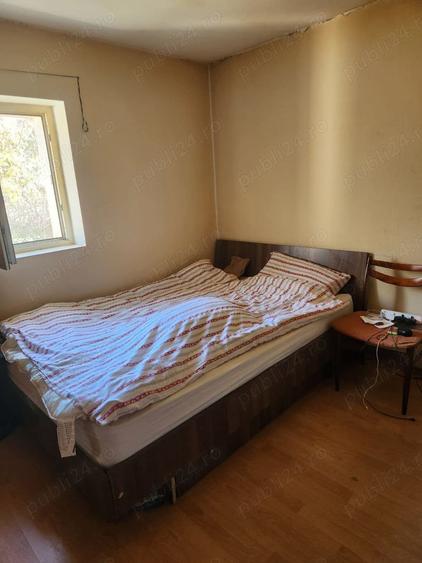 Casă cu 4 camere cu Teren 2000 Mp în Săhăteni