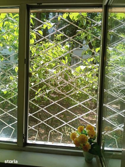 Garsonieră decomandată în Drumul Taberei