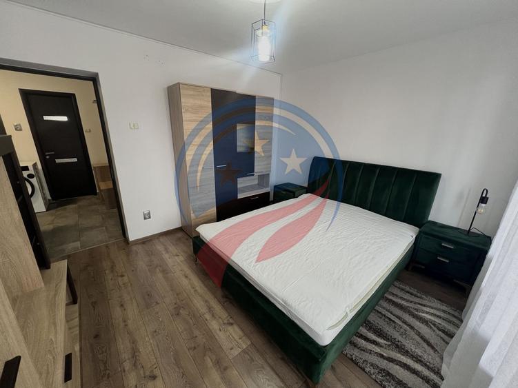 Apartament cu 3 camere decomandat în 1 Mai