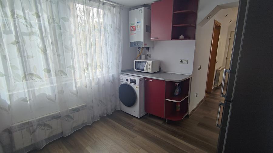 Casă individuală cu 3 camere cu Teren 300 Mp în Gușterița