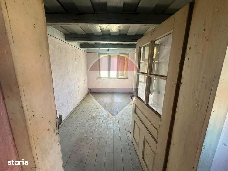 Casă cu 3 camere în Săldăbagiu Mic