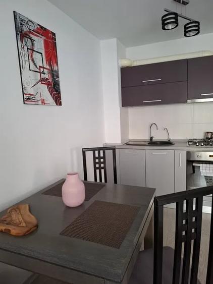 Apartament cu 2 camere decomandat, mobilat în Inel I