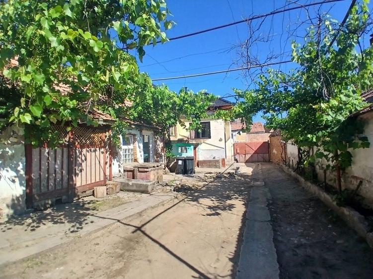 Casă cu 2 camere în Gârbova