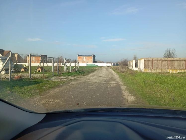 Teren de 600 mp, în Slătioara