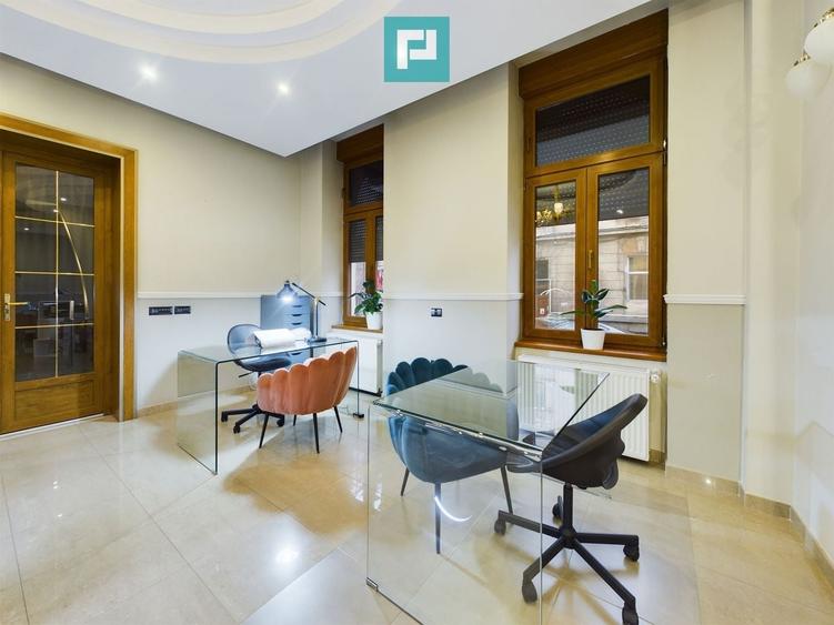 Post manichiură în salon Ultracentral - 1