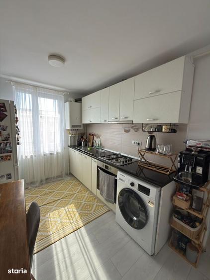 Apartament cu 2 camere decomandat în Precista