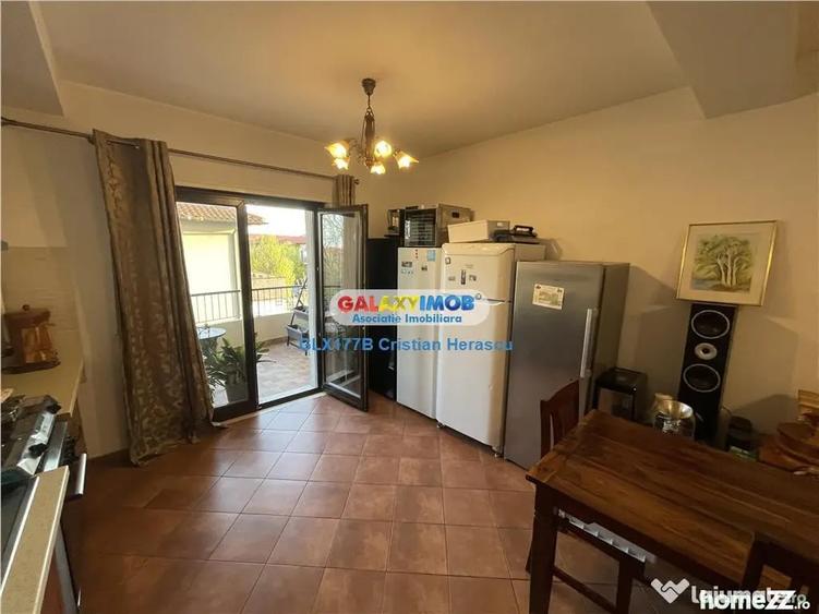 Apartament cu 3 camere semidecomandat în Central